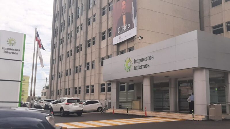 De RD$4,500 a RD$7,700, sería total a pagar si no renovaste el marbete y te detiene la DIGESETT