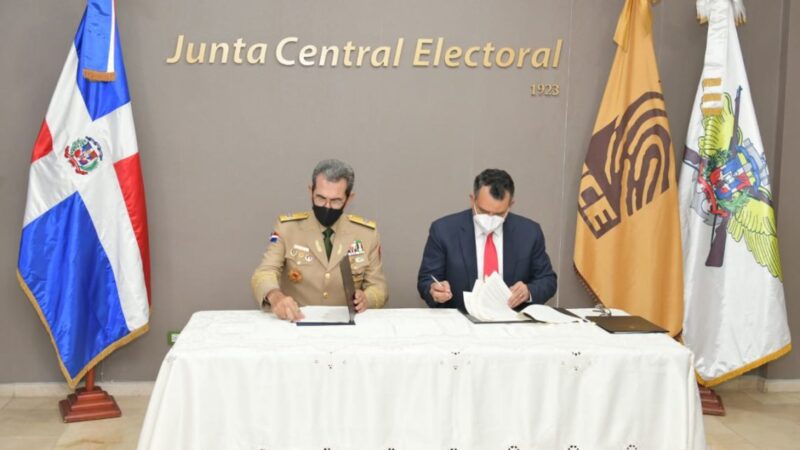 JCE y Ministerio de Defensa acuerdan salvaguardar identidad de los miembros FF. AA.