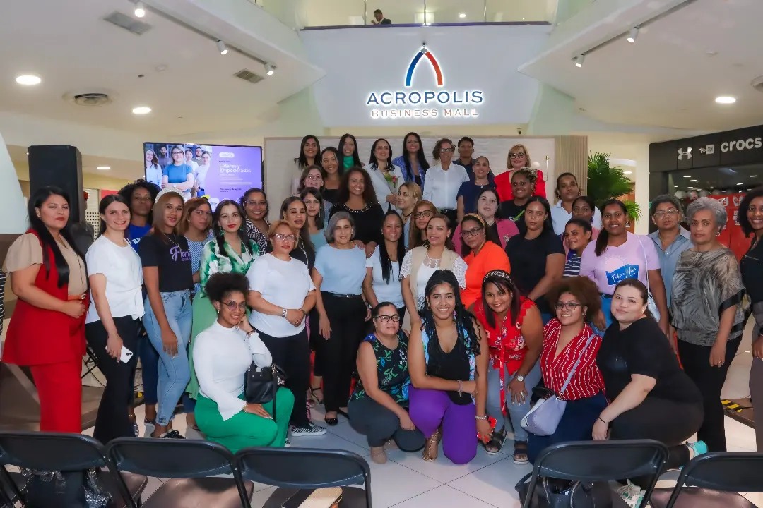 Realizada con éxito la conferencia «Líderes y Empoderadas» por el WEF Women Economic Forum RD 2024
