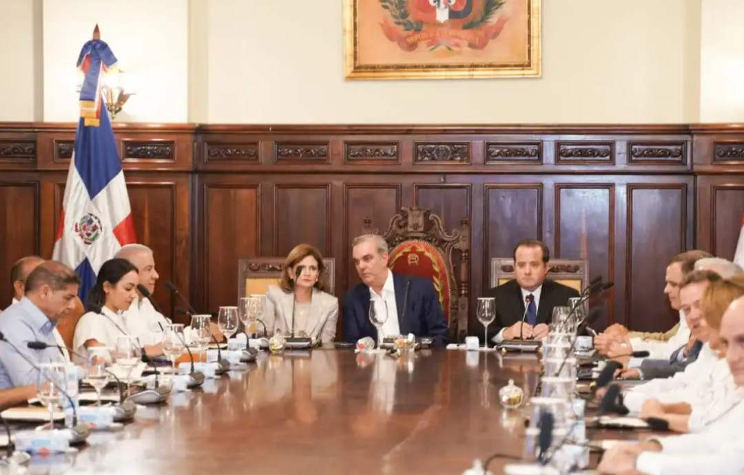 Gobierno exige a funcionarios mayor compromiso con la buena práctica ética