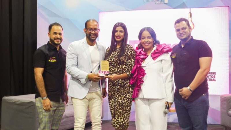 Celebran con éxito la primera edición de Expo Emprende EnPro 2024