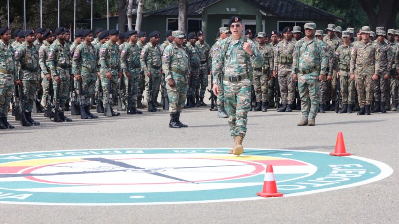 Comandante General del Ejército recorre diversas zonas de la frontera dominico-haitiana