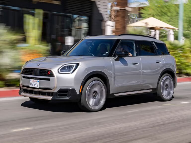 El nuevo MINI Countryman recibe Calificación máxima de 5 estrellas en Prueba Euro NCAP