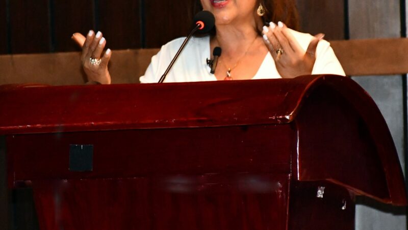Ana Beltré llama a emular ejemplo de Duarte