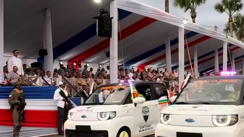 Cenntro República Dominicana: Único Vehículo 100% Eléctrico en el Desfile del 27 de Febrero. 