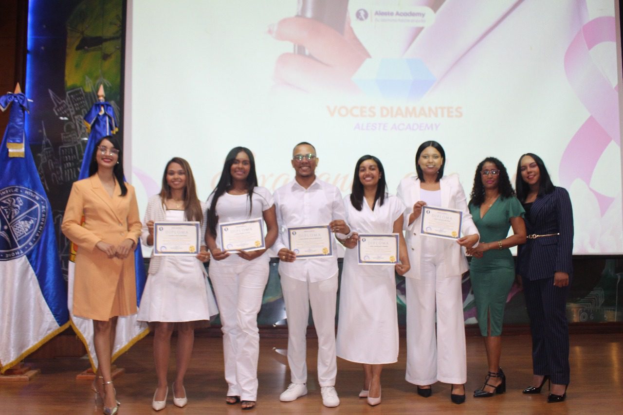 La Academia Aleste Academy, celebró el simposio «Voces Diamante»