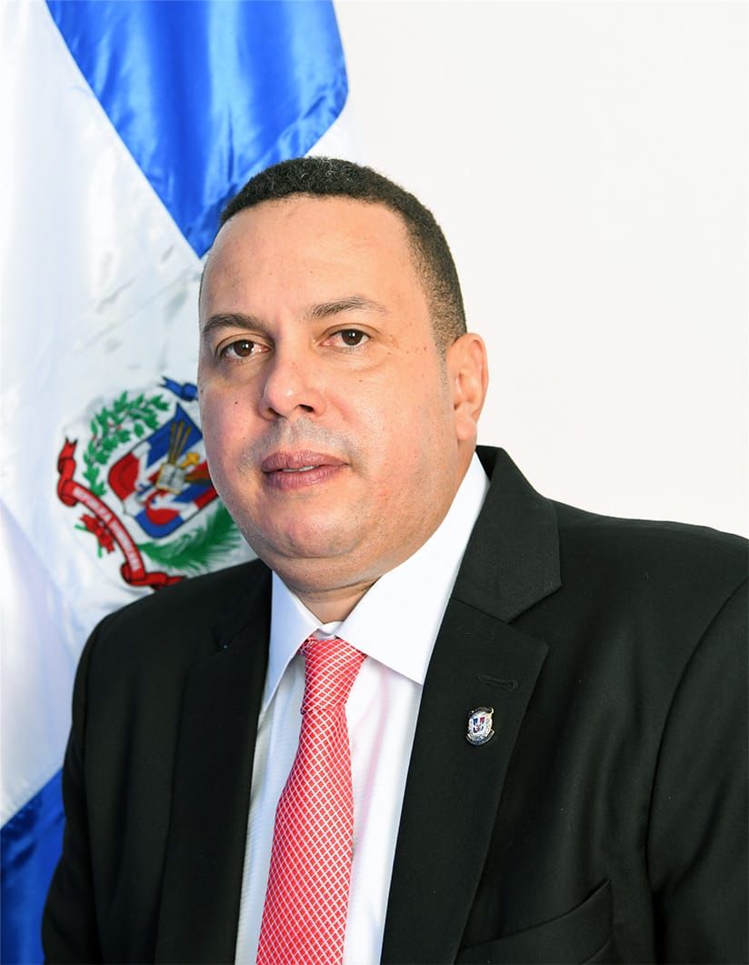 Diputado Manuel Núñez agradece al SNS y MIVED por iniciar remodelación hospital Salvador B. Gautier