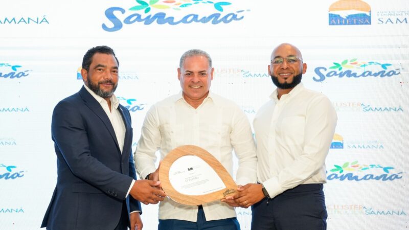 Hotel Bahia Principe Grand El Portillo recibe Premio de Sostenibilidad Turística Empresarial en Samaná