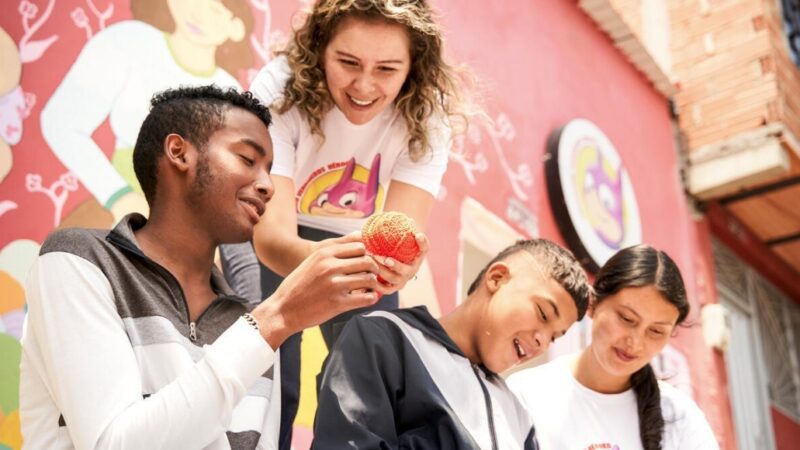 Airbnb otorga donativos a Save the Children y Fundación Tropicalia a través de su Fondo Comunitario