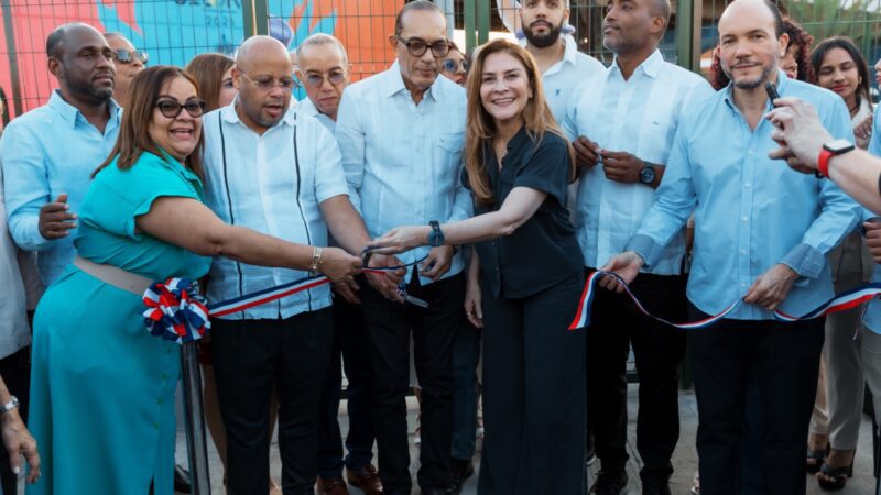 Carolina Mejía transforma vertedero improvisado en parque Caonabo Beato