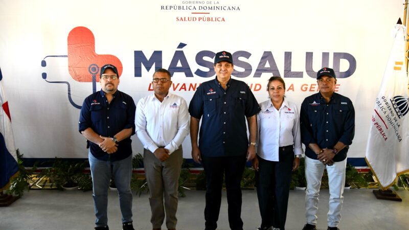 Víctor Atallah lleva jornada médica “Más Salud y Bienestar” a San Juan de la Maguana