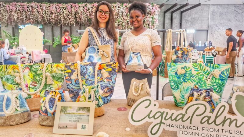 Ciguapalm refleja buen gusto en carteras y bolsos