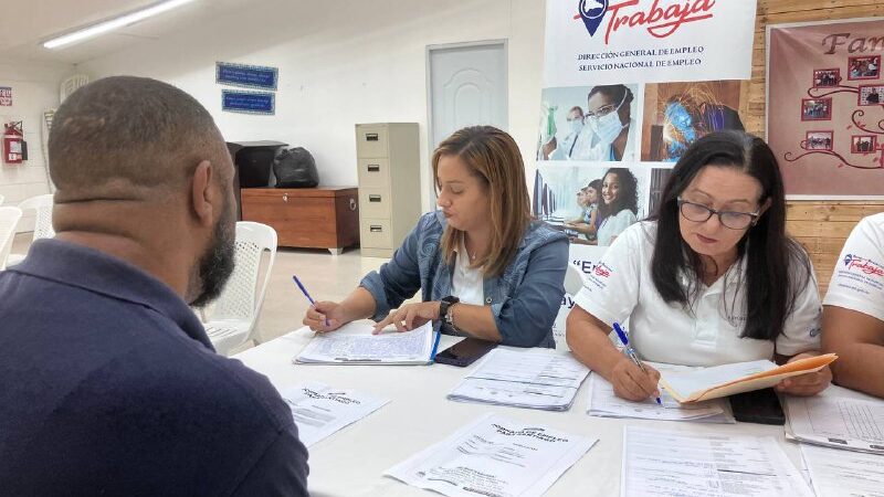 Ministerio de Trabajo y Por Talento invitan a feria de empleos en Santiago para personas con discapacidad
