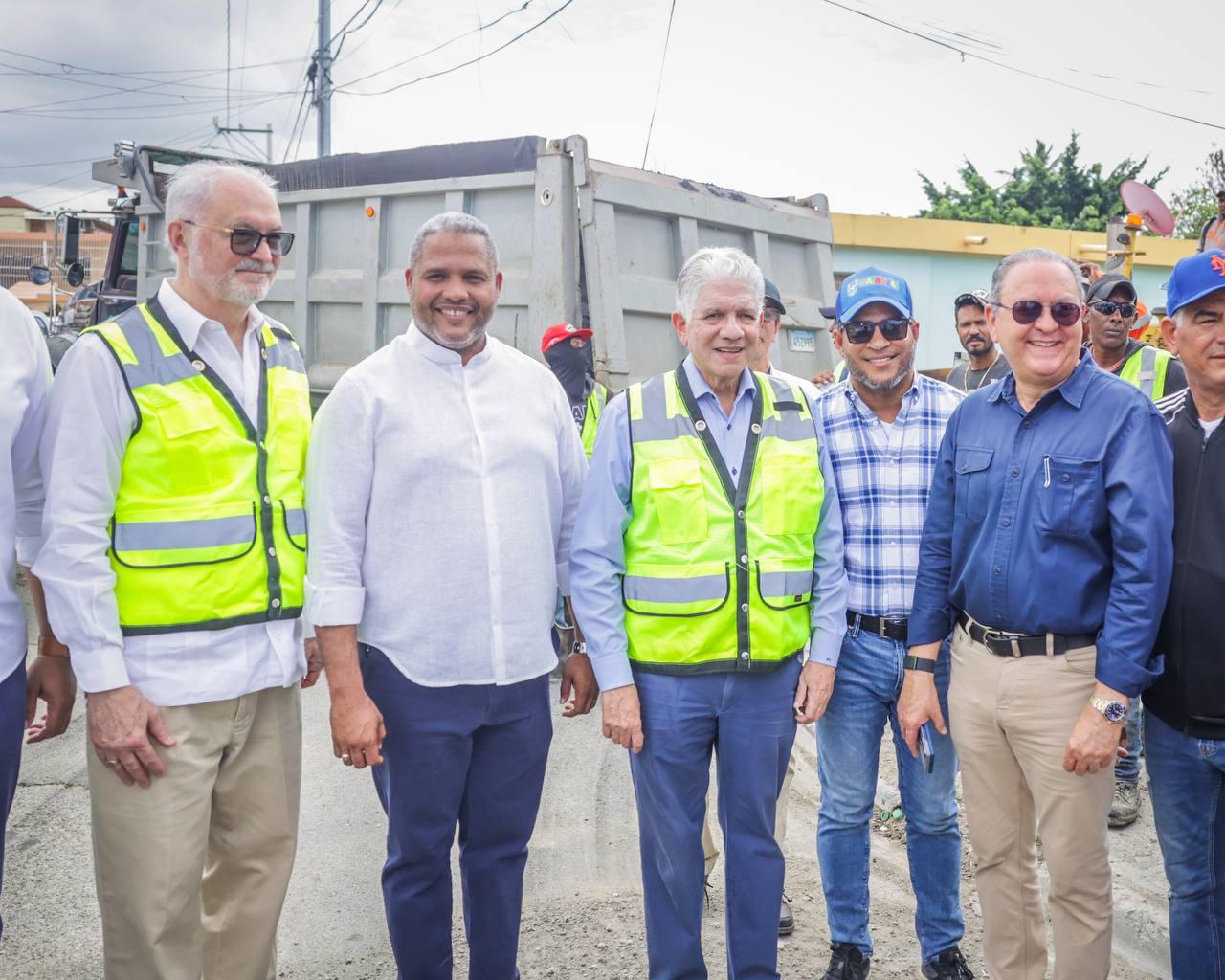 MOPC presenta avances en Plan de Pavimentación