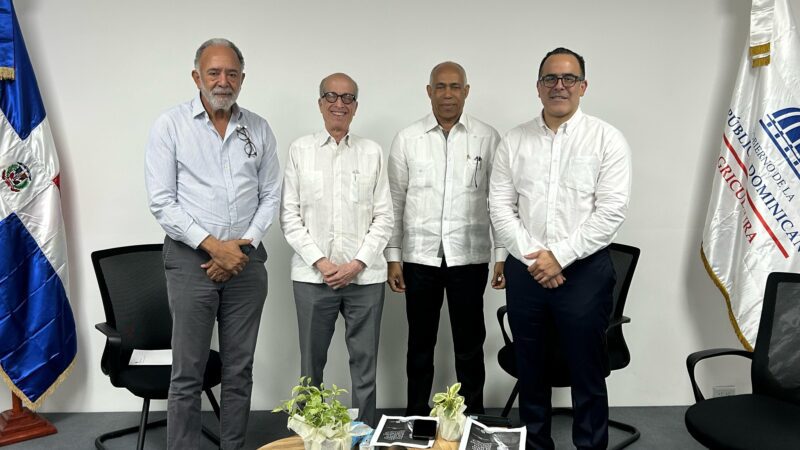 Max Puig advierte “el cambio climático aumentará la demanda de agua en la producción agrícola dominicana”