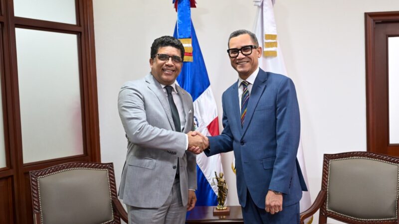 Ministerio de Trabajo y Alcaldía Santo Domingo Este acuerdan colaboración interinstitucional