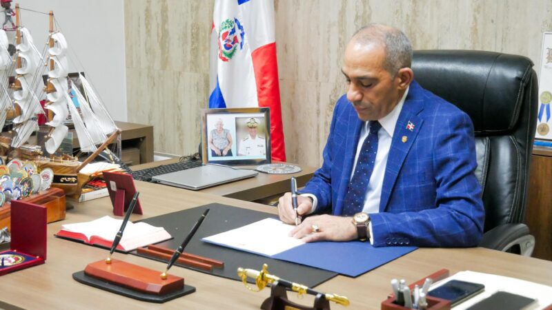 Presidente DNCD felicita periodistas en víspera de su día nacional