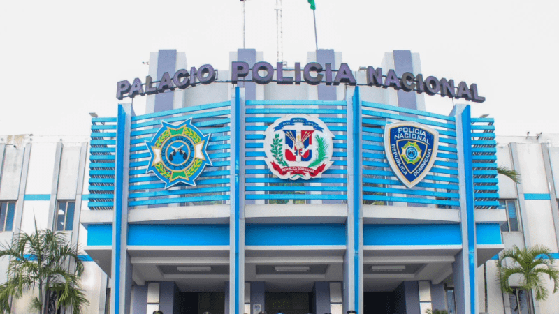 Policía Nacional arresta a tres hombres por difundir informaciones falsas y contenido inapropiado relacionado con la tragedia ocurrida en el centro de diversión Jet Set