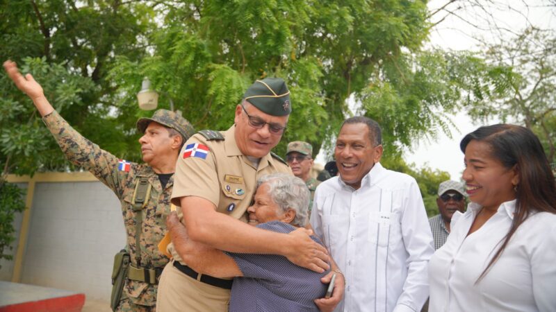 Ministerio de Defensa realiza operativo médico en Duvergé en beneficio de miles de residentes