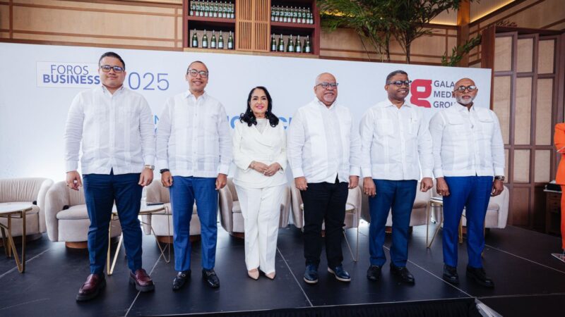 Foros Business reúne a representantes de instituciones públicas en conversatorio sobre salud e innovación