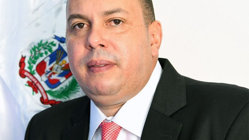 Cámara de Diputados aprueba designar con de nombre de César Augusto Gómez Ozuna (Pupilo) el polideportivo Jardines del Norte