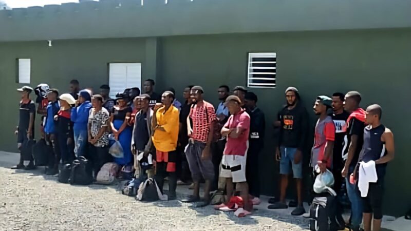 En operativos realizados en San Juan de la Maguana Ejército detiene a 30 haitianos indocumentados