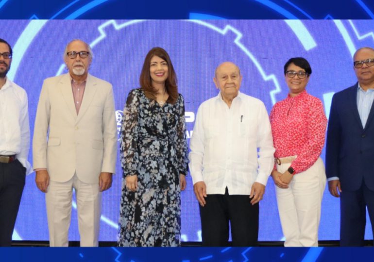 UNAPEC impulsa la reflexión sobre innovación, inteligencia artificial y nuevos retos educativos en su III Congreso Internacional de Docentes