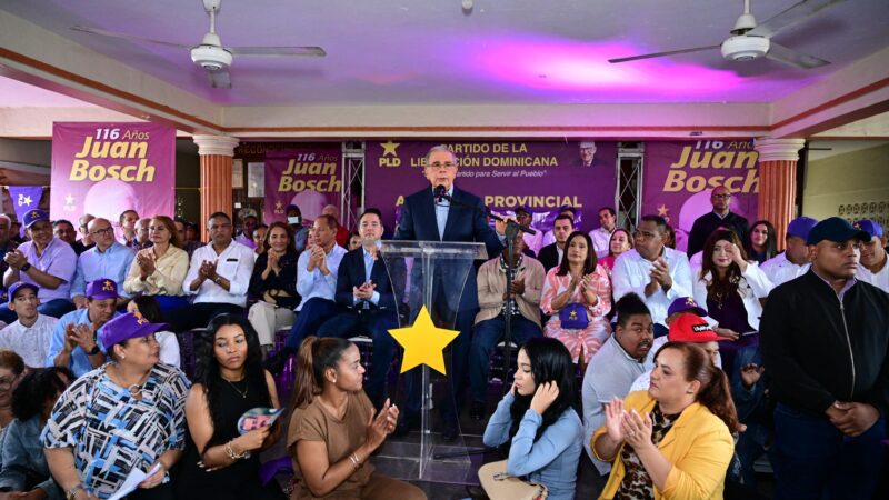 Danilo Medina: “Si hubiesen construido las plantas que dejé, hoy no habría apagones”