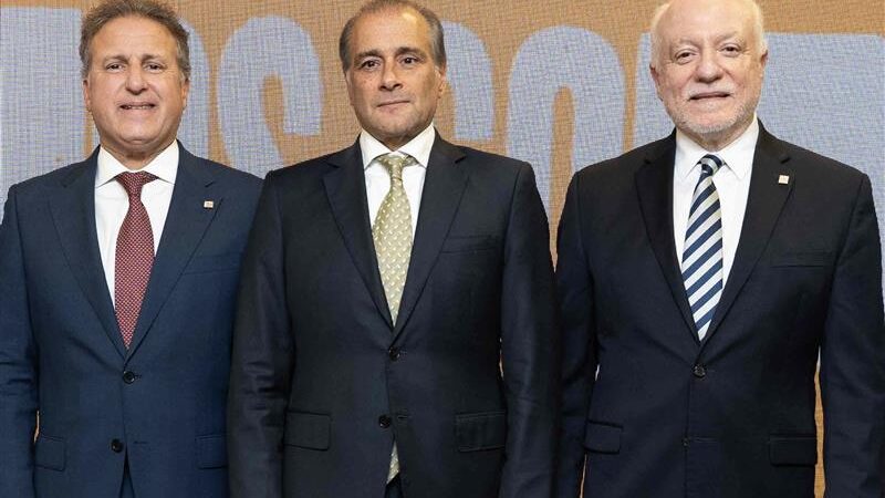 APAP celebra 63 aniversario reconociendo el legado de sus fundadores y a los colaboradores de mayor permanencia