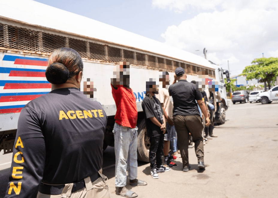 DGM y fuerzas de seguridad amplían operativos para imponer orden migratorio; Deportan 1,789 y detienen 1,011