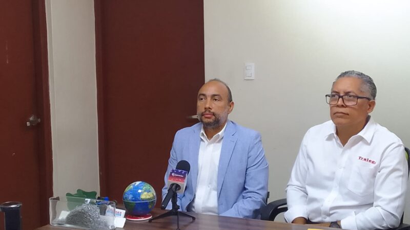 Traductores legales o intérpretes judiciales denuncian medidas absurdas en la legalización de documentos y hacen llamado a la procuradora Yeni Berenice Reynoso