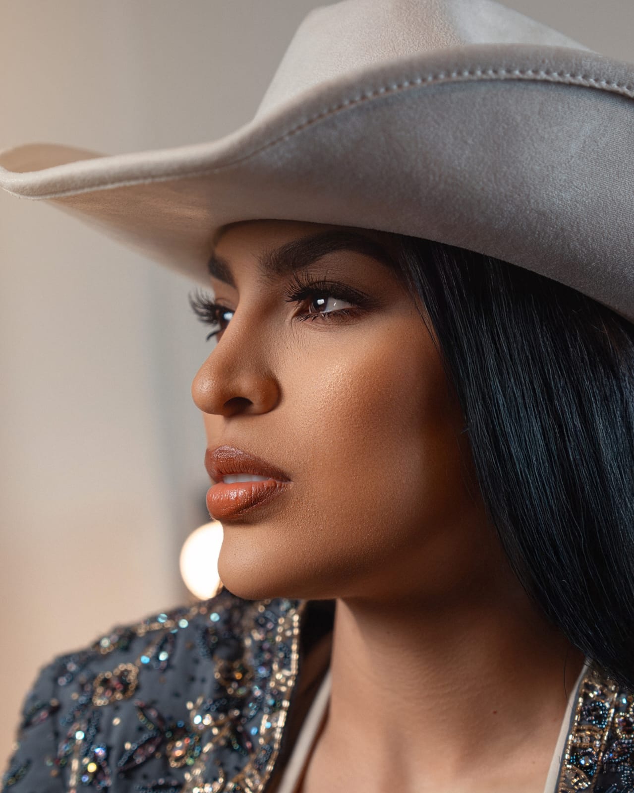 La dominicana Taína Pimentel enciende el reality “Apostarías por mí”, producción de Univisión