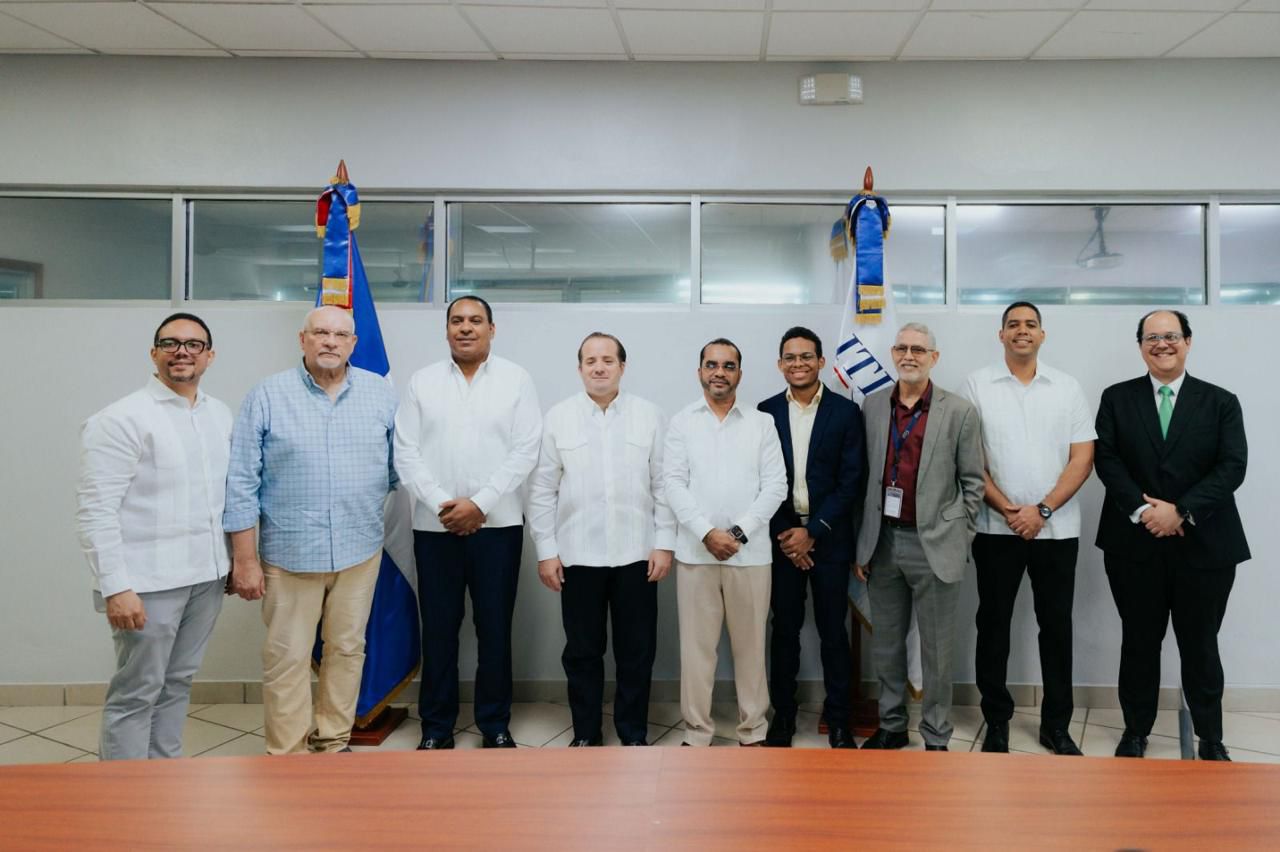 Gobierno impulsa primera generación de docentes en IA tras alianza estratégica con NVIDIA