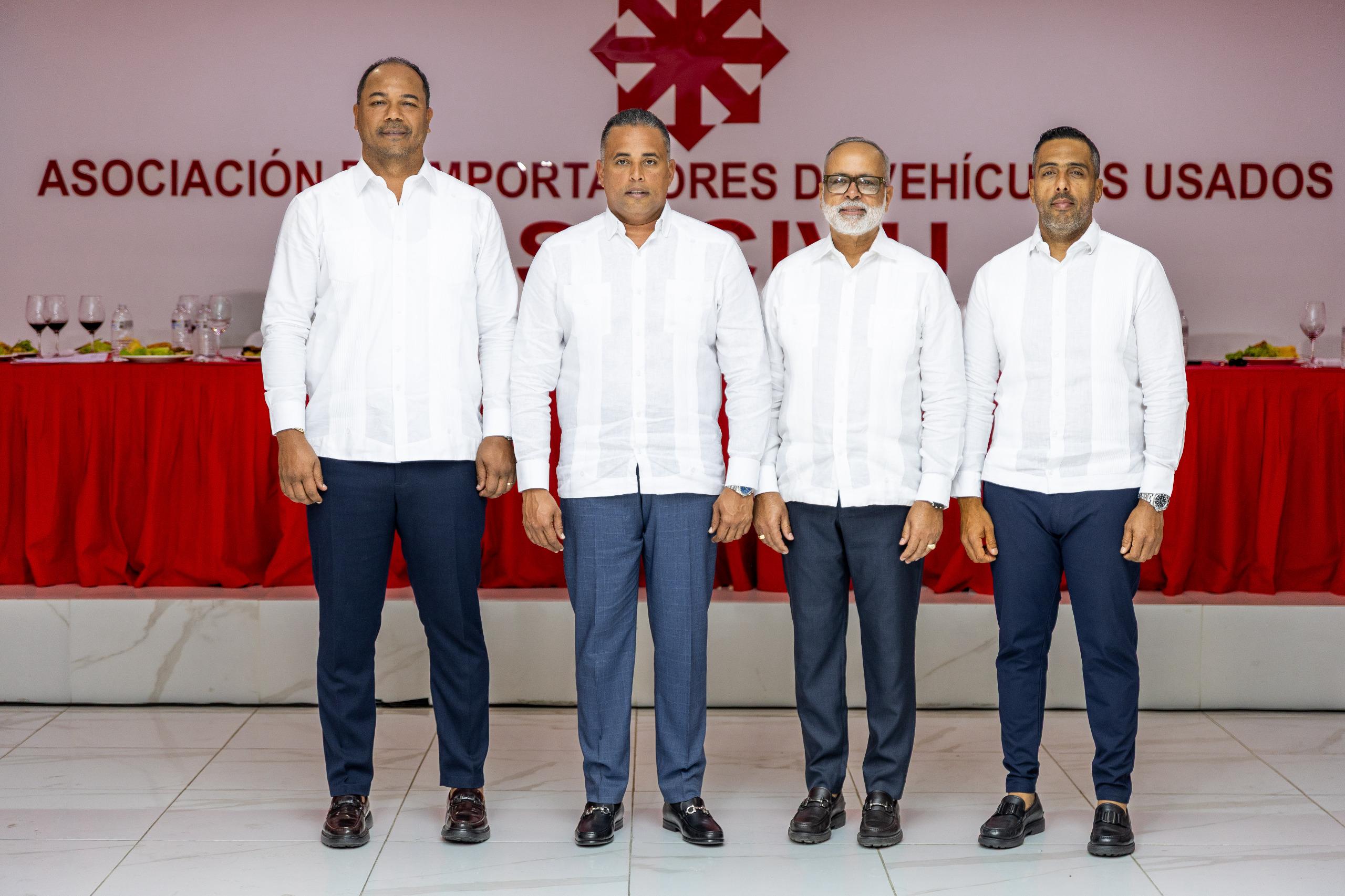 Aramis Mella es reelegido presidente de ASOCIVU y marca un hito en la historia de la institución