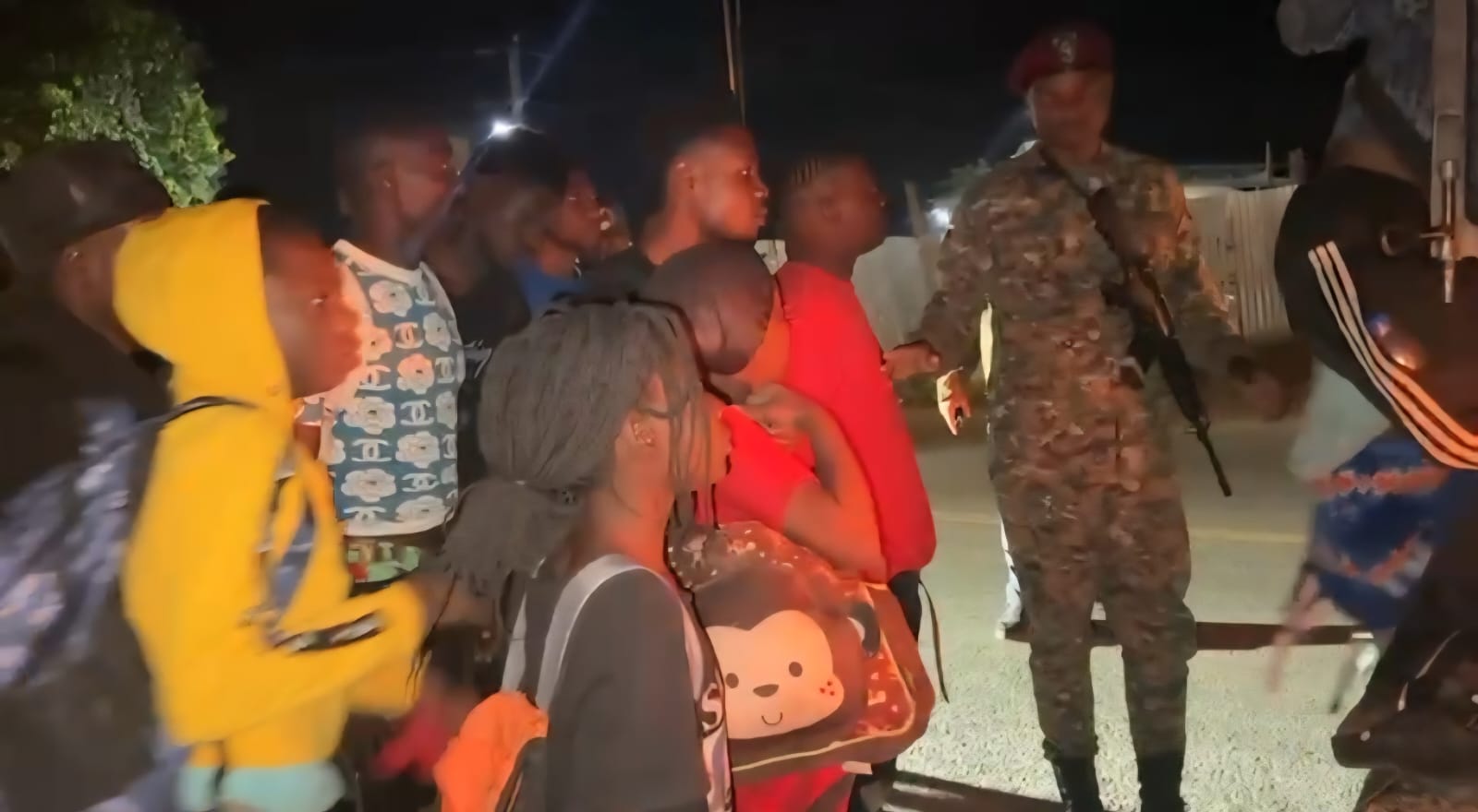 Ejército intercepta grupo de 47 haitianos indocumentados localizados con drones en Dajabón