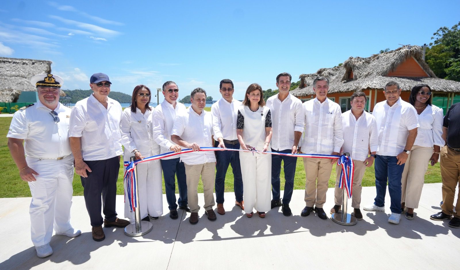 Vicepresidenta Raquel Peña inaugura primera etapa del puerto Samaná Bayport junto a Turismo y Apordom