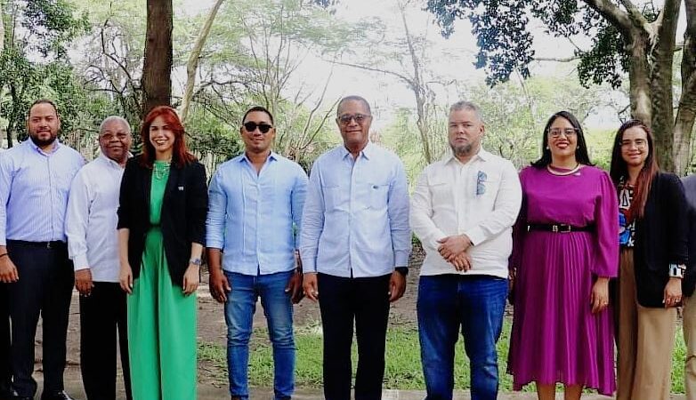 FEDA y Universidad ISA planifican alianza para impulsar la innovación tecnológica en el campo