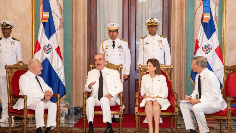 Embajador de la Serenísima República de San Marino presenta cartas credenciales en la República Dominicana