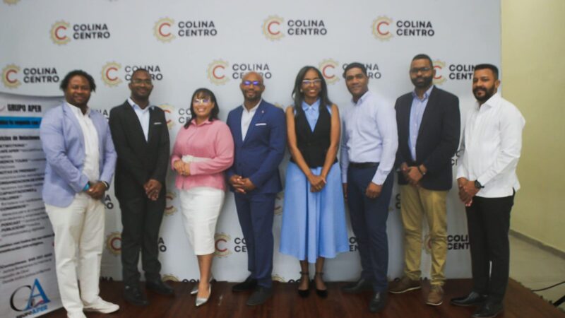 Grupo Aper lanza la Comunidad “Hombres de Impacto, pilares del futuro” en el evento “Hombre lidera tu familia y honra a tu madre ”