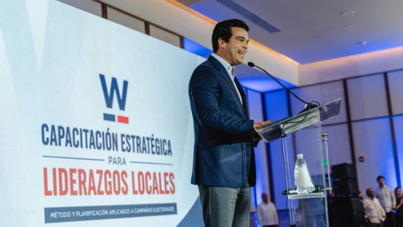 Wellington Arnaud arengó a las bases del PRM para salir a defender la gestión