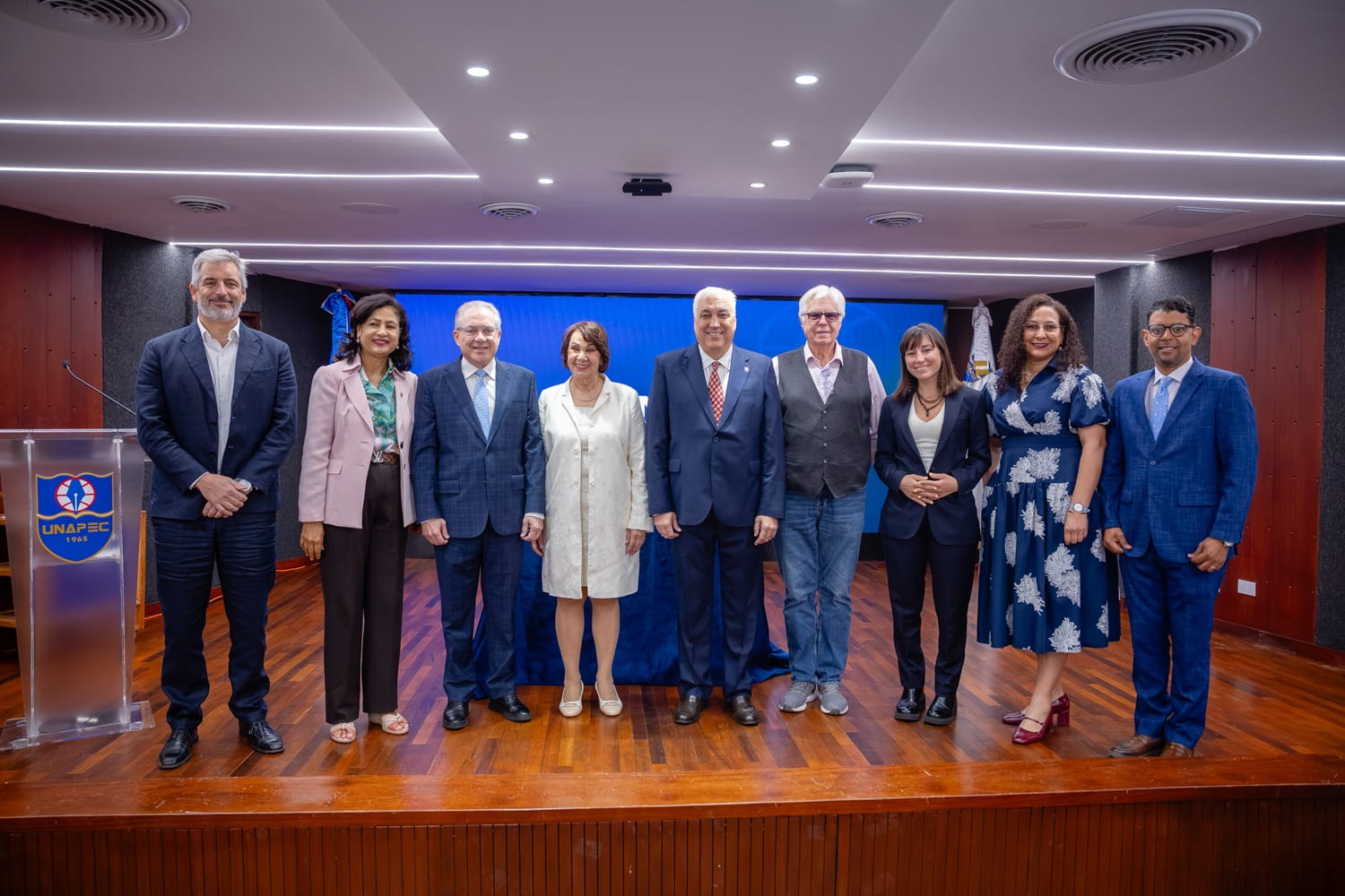 UNAPEC, ONEC y aliados impulsan la transformación del comercio dominicano con el lanzamiento del primer Diplomado Smart Retail