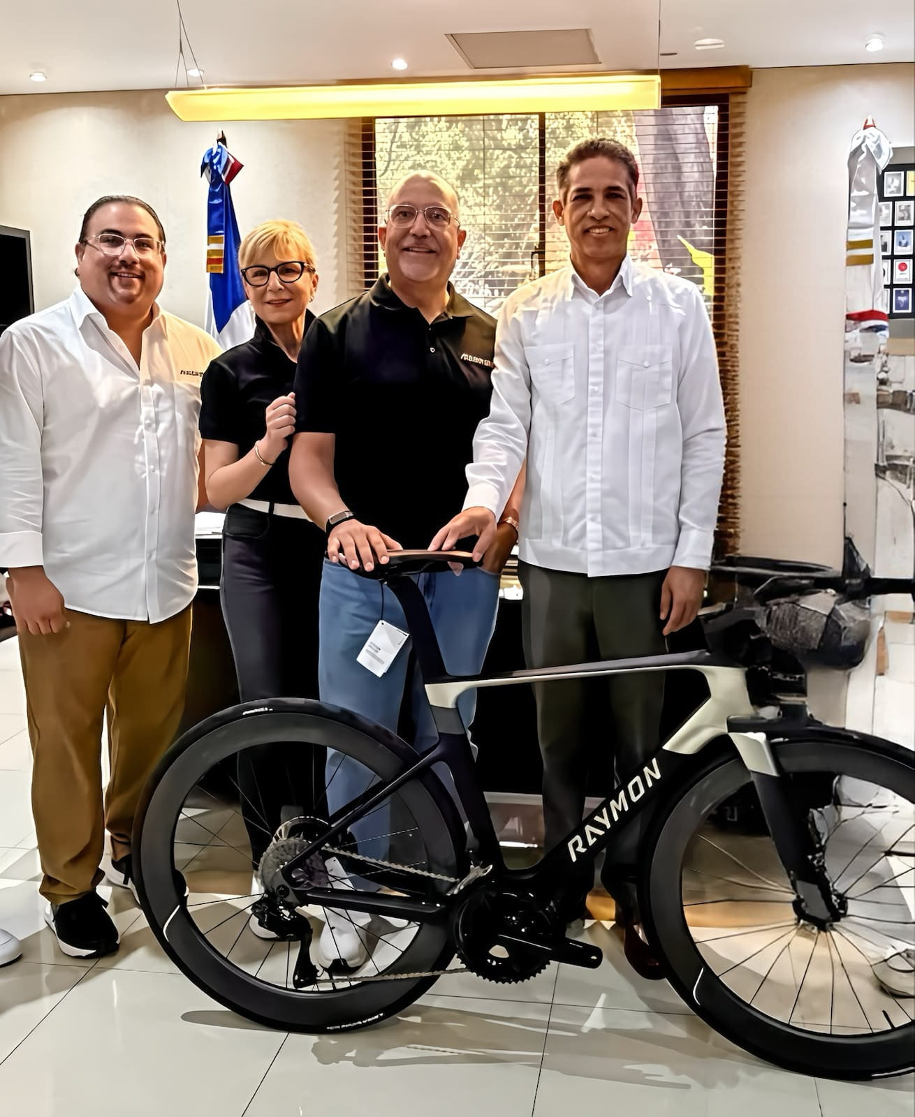 RAYMON Bicycles será la Bicicleta Oficial de la Selección Dominicana de Ciclismo en los Juegos Centroamericanos y del Caribe Santo Domingo 2026