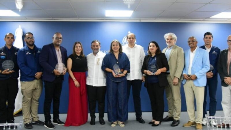 Salud Pública reconoce a brigada médica dominicana por misión humanitaria en Venezuela