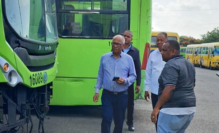 Onéximo González dirige operaciones de traslado de atletas, colaboradores y voluntarios de los XXV Juegos Centroamericanos y del Caribe Santo Domingo 2026
