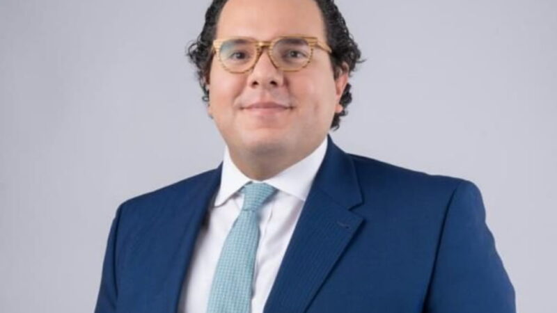 Presidente designa a Víctor Livio Cedeño como superintendente de Bancos