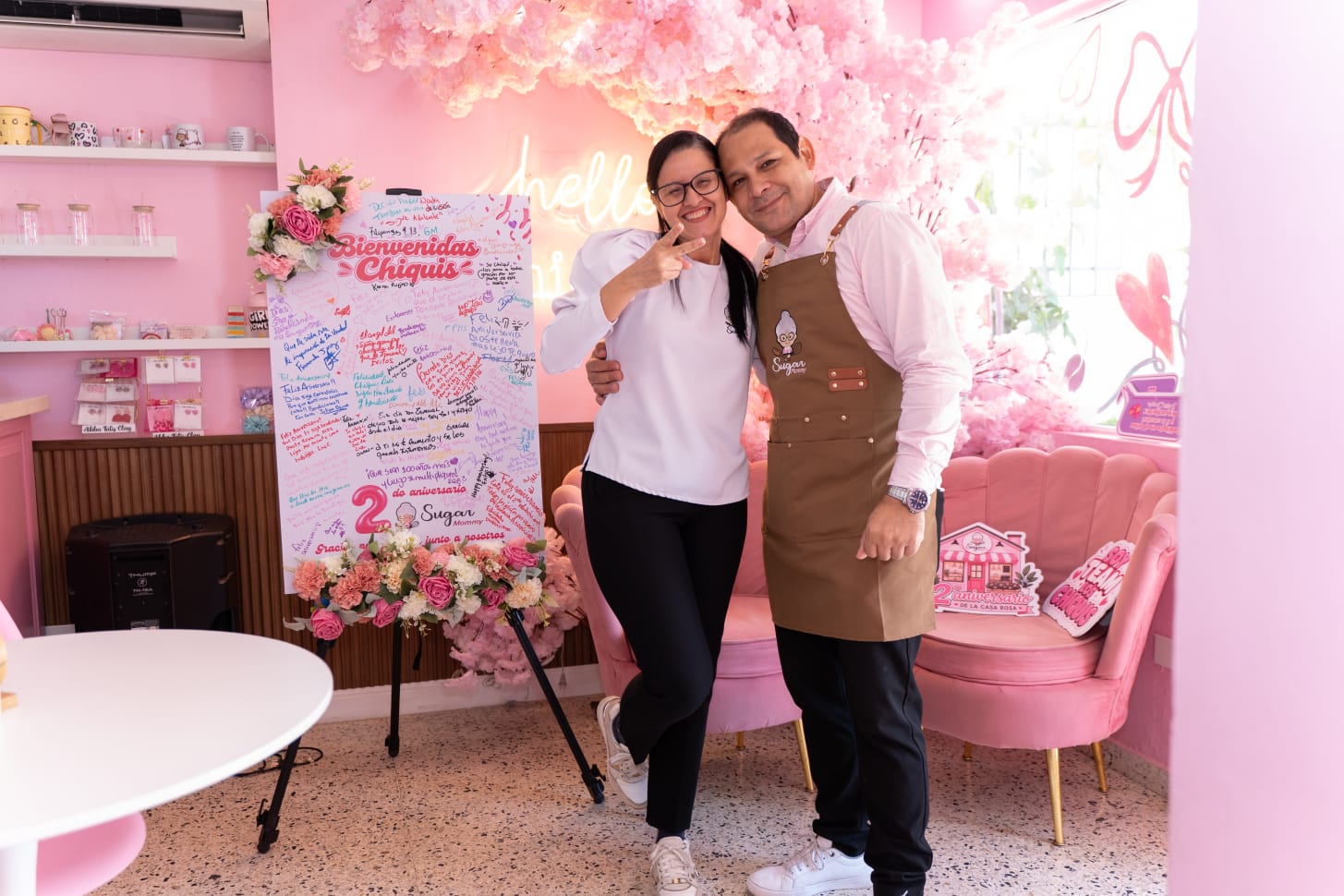 Sugar Mommy celebró su segundo aniversario con el lema “Y cuando menos te lo esperas… la vida sí es de color rosa”