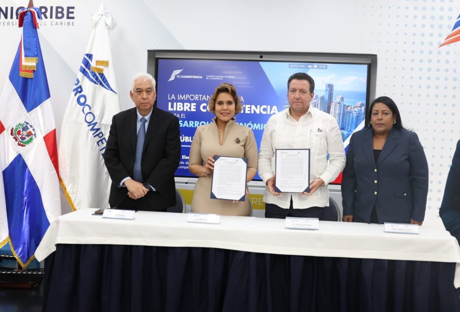 UNICARIBE y ProCompetencia suscriben alianza para fortalecer la cultura de libre competencia en la República Dominicana
