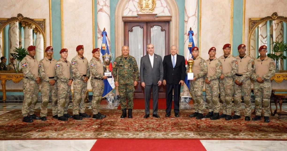 Presidente Abinader recibe y felicita en el Palacio Nacional a campeones dominicanos de Fuerza Comando Paraguay 2026; asegura que el país “pasó de la retaguardia a la vanguardia”