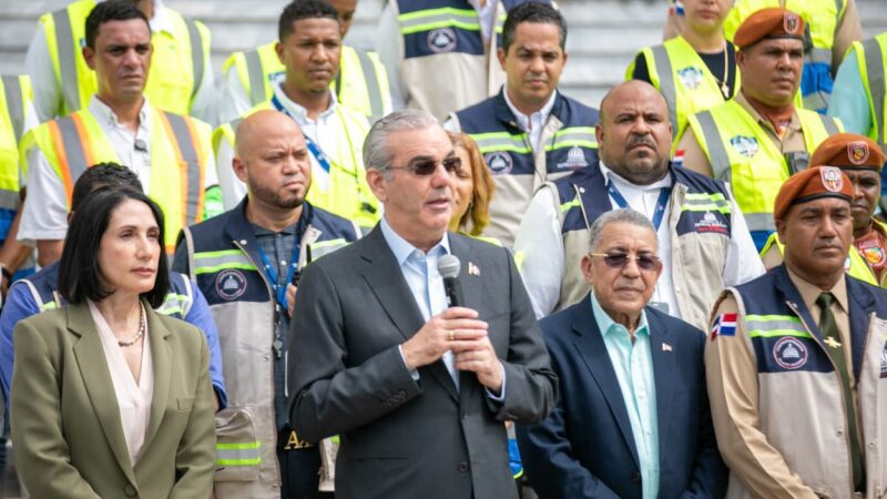 Presidente Abinader felicita al COE y a todos los organismos de socorro, instituciones públicas y privadas por coordinación del Simulacro Nacional y llama a fortalecer preparación para salvar vidas