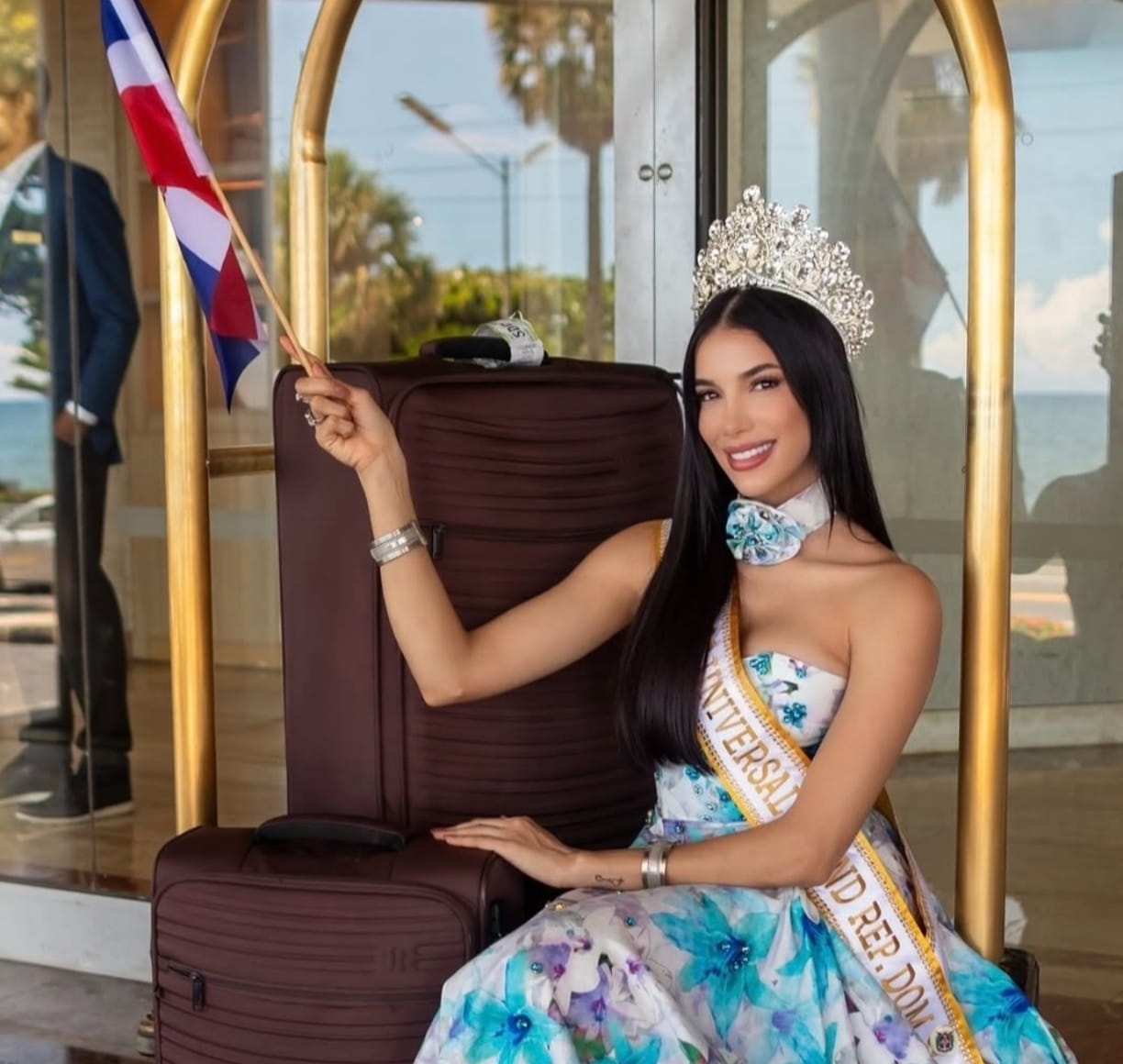 Zunilda “Suny” Gálvez conquista la corona de Miss Universal Grand 2026